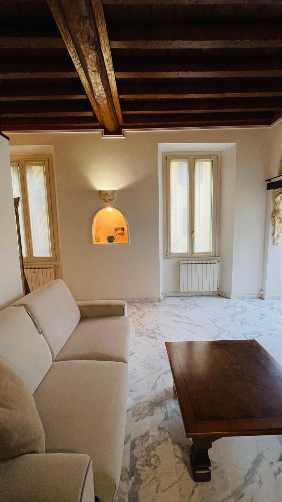 Charming Flat, Central And Close To Metro Milan Exterior photo